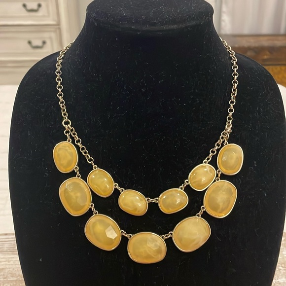 Banana Republic Vintage Gold Tone Yellow Pendant Statement Necklace - Picture 1 of 3